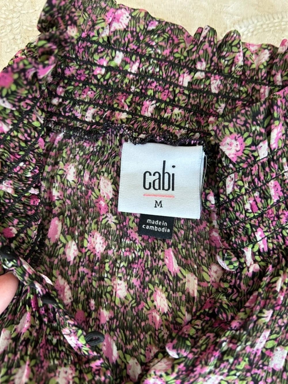 Cabi Knife Pleate Blouse #3952 Size M - Picture 7 of 10